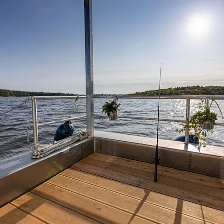 Båthotell Hausboot Neu-ringholm Lübeck